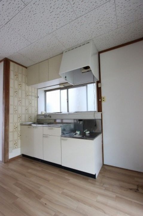 広島県広島市安佐南区相田7(一戸建)の賃貸物件のキッチン