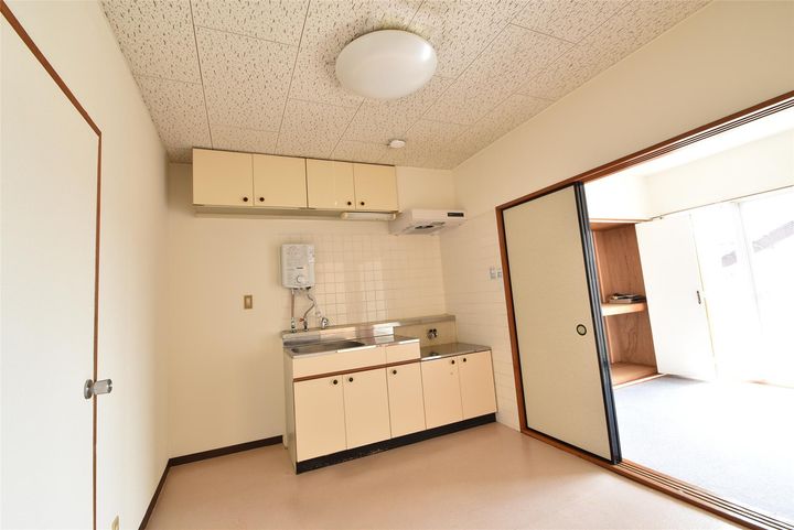 小林ハイツの内装