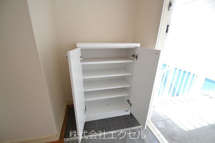 東京都青梅市新町2(アパート)の賃貸物件の玄関