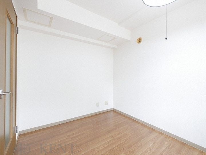 ヴィレッジ円山の居間