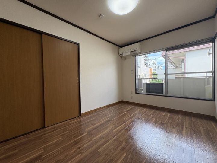 セゾン桜新町Bの居間