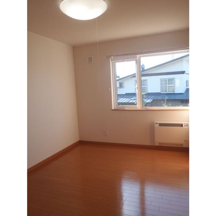 北海道札幌市北区百合が原1(アパート)の賃貸物件の居間