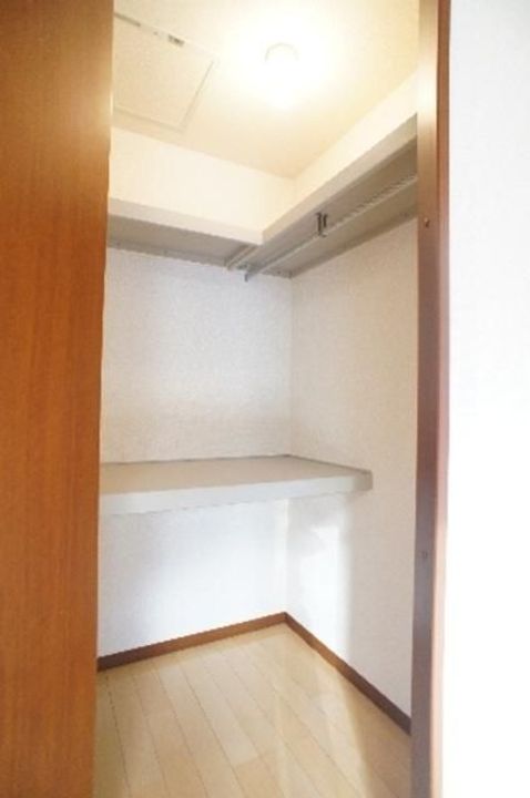 クロエ請西S棟の内装