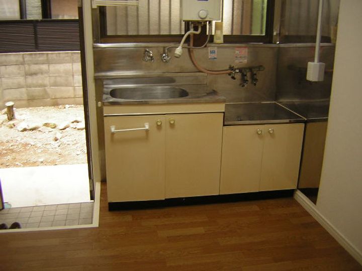 兵庫県西宮市上之町(アパート)の賃貸物件のキッチン