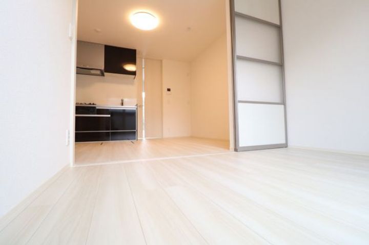 D-roomフェニックス糸島IIの居間