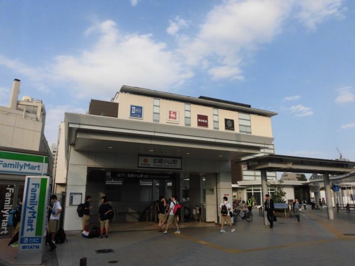 メゾンドソレイユの周辺