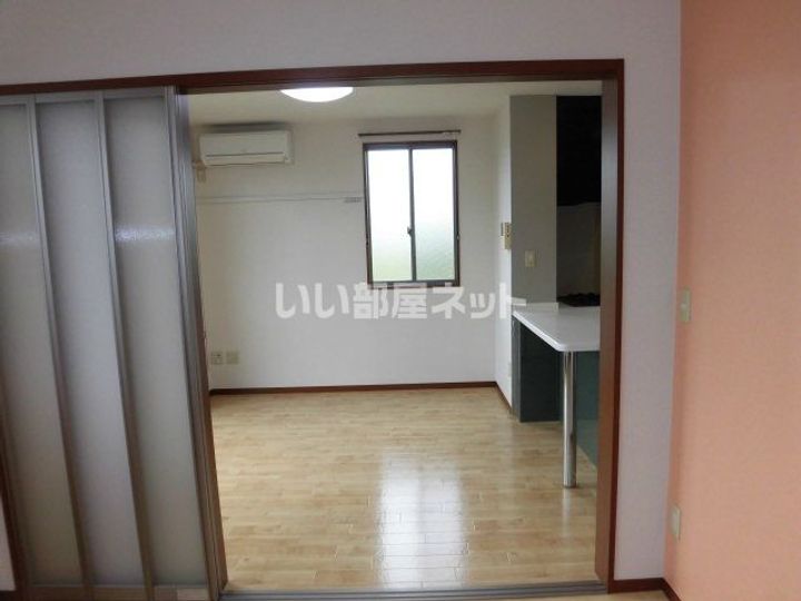 エミネンス西野目Dの内装