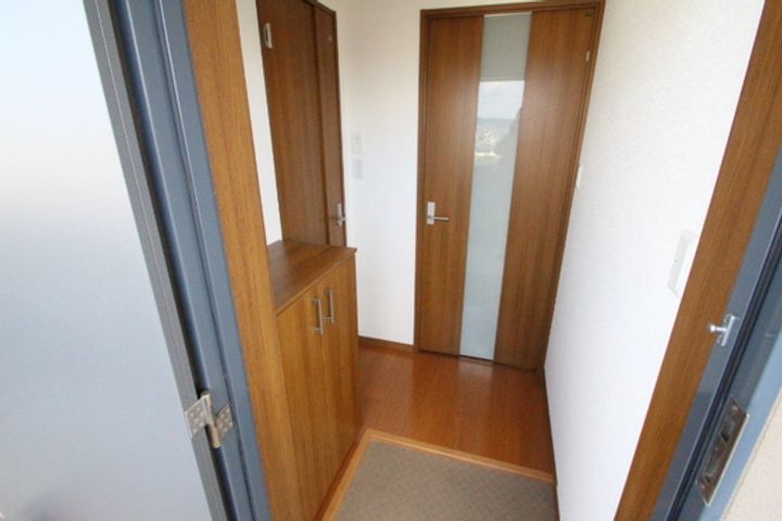 サニーヒルズ大福の玄関