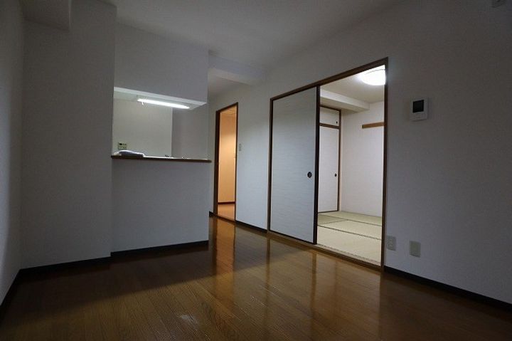 ベルク御殿山(旧メゾン東洋)の居間
