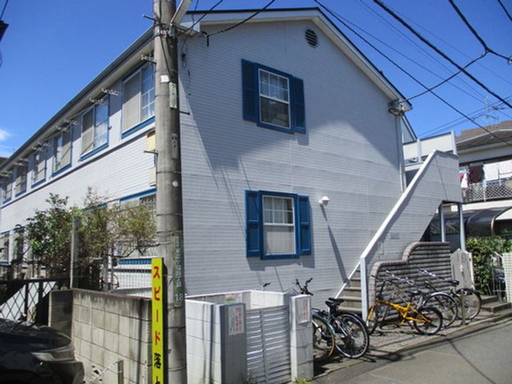 エントピアウチダの外観