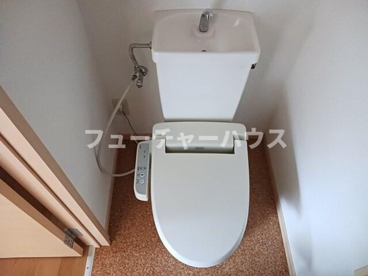 プラドール岡崎の内装