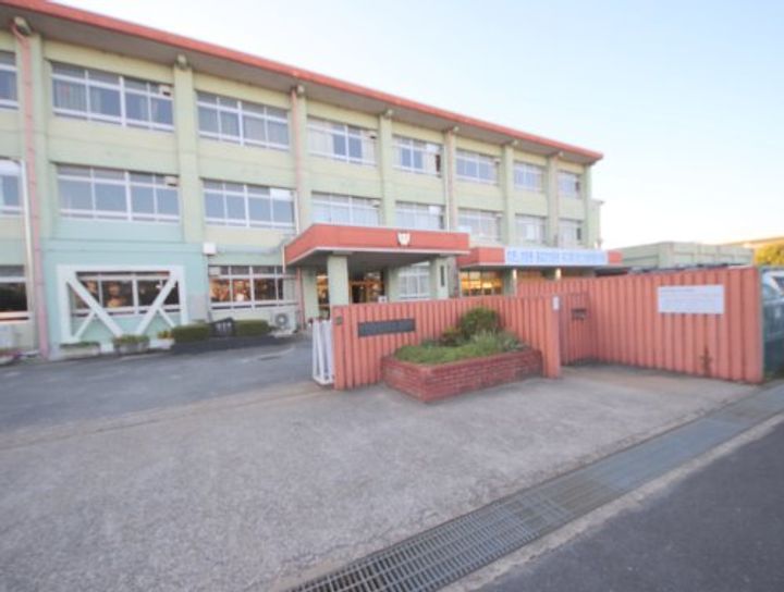 クレールコートBの周辺