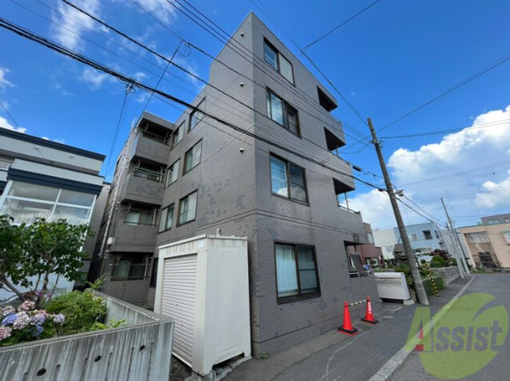 グランドヒルズ北19条の外観