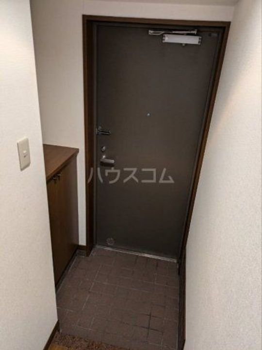 グローバル錦の玄関