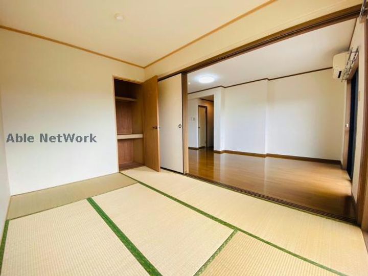 フォレストTOMIの内装