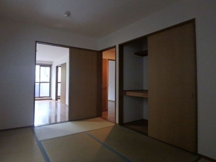 エレガント鬼塚VIの内装