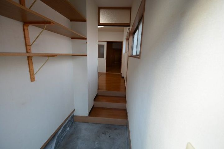 兵庫県尼崎市西難波町6(一戸建)の賃貸物件の玄関