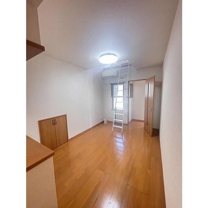 富士見荘の居間