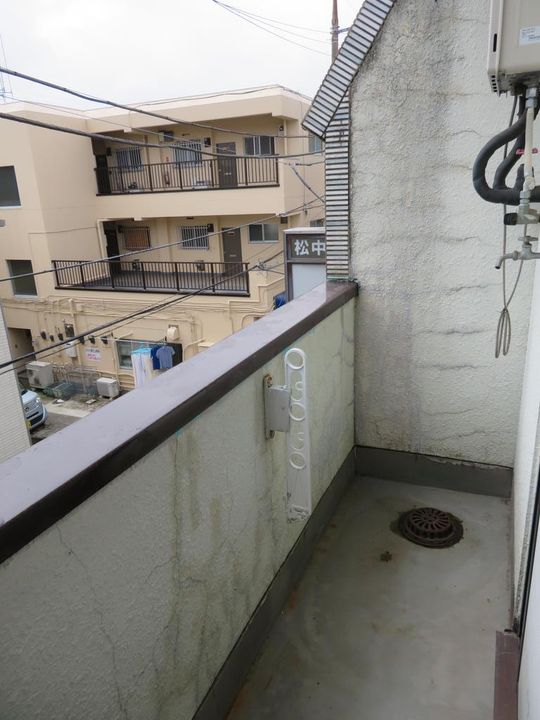 松中ビルの内装