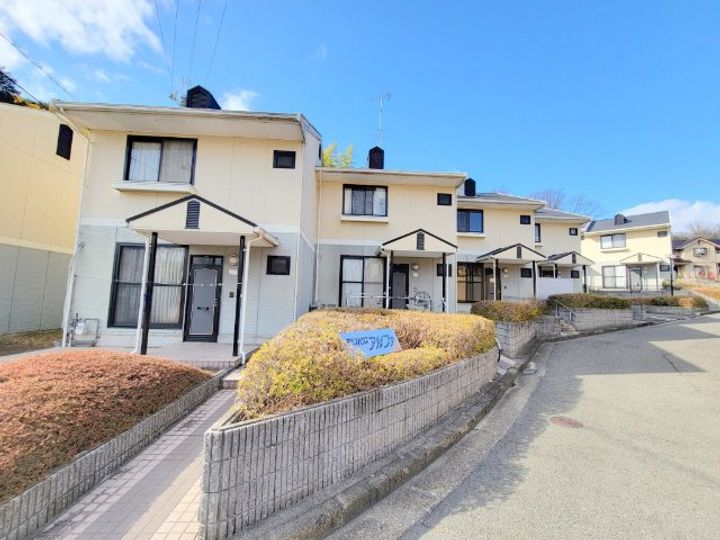 テラスハウスアルファの外観