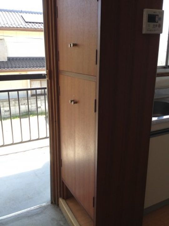 ヴィラヨシモトの玄関