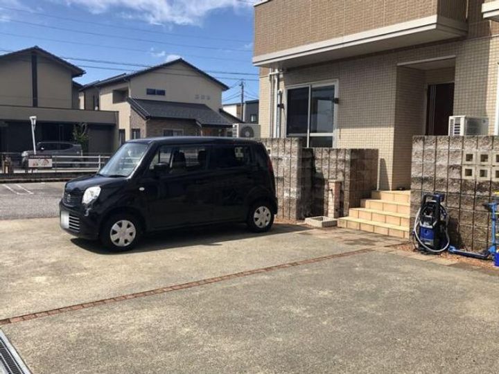 石川県金沢市窪5(一戸建)の賃貸物件の地図