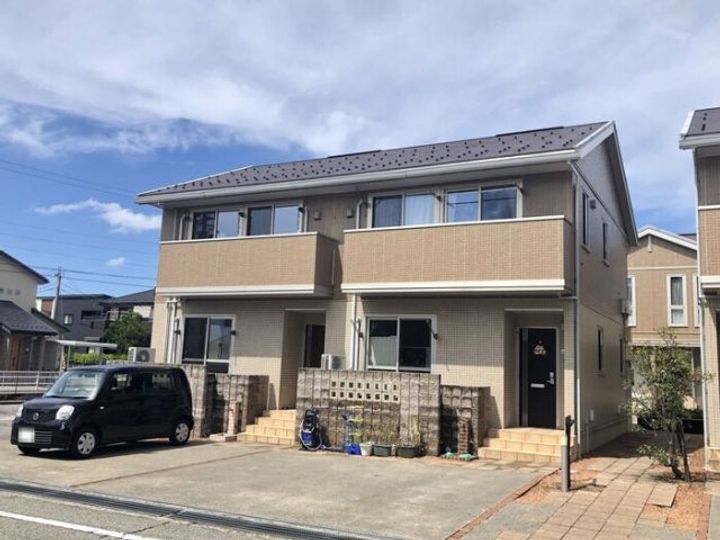 石川県金沢市窪5(一戸建)の賃貸物件の外観