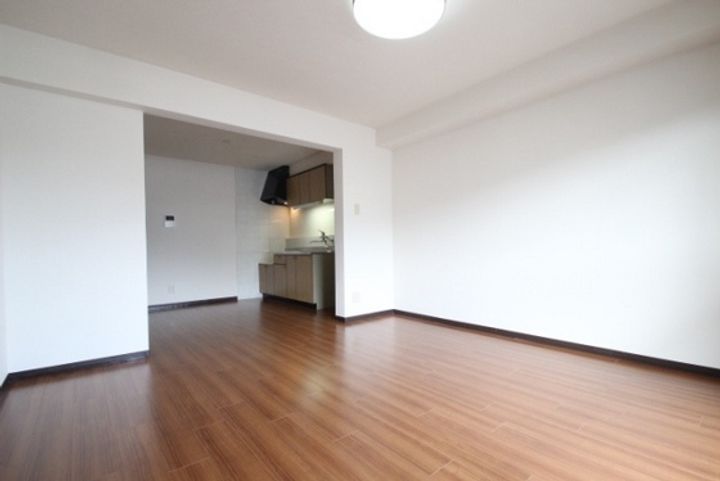 レジデンスSHの居間