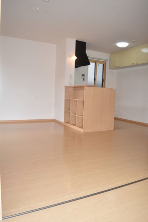 マエデタウンの居間