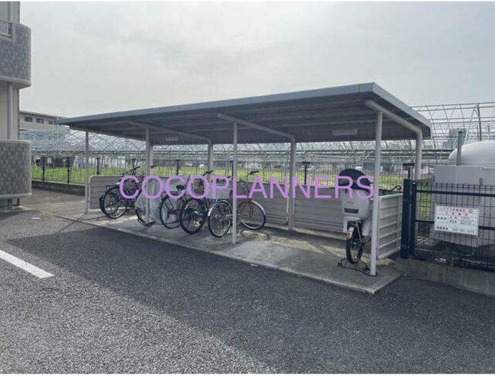 イーストチェリー壱番館の地図