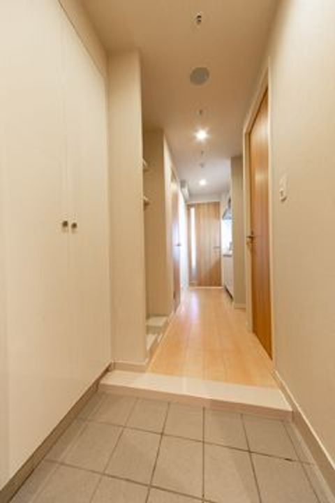 東京都渋谷区笹塚1(マンション)の賃貸物件の玄関