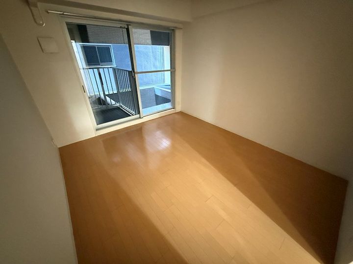 プレサンスNEO京都烏丸の居間