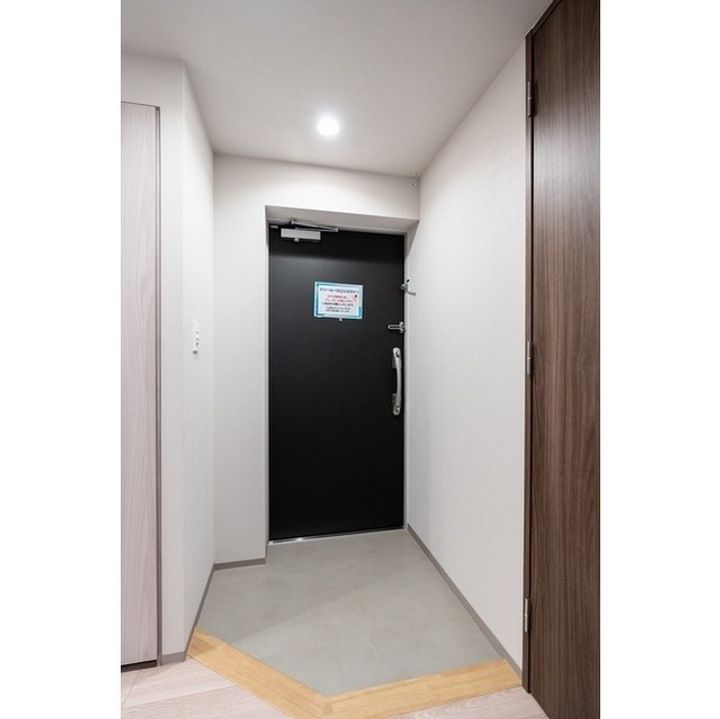 ウェルスクエア新宿戸山の玄関