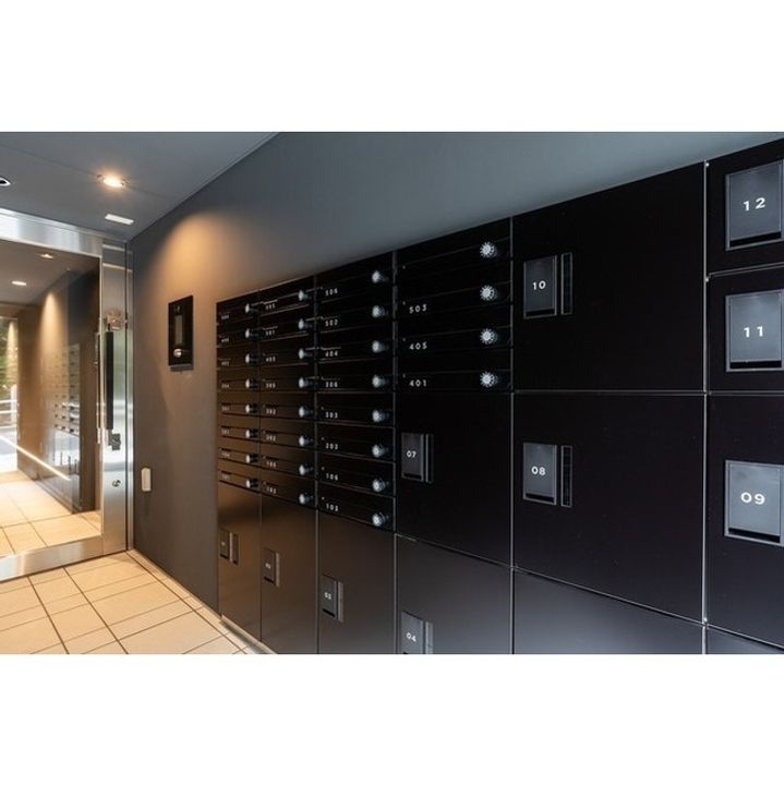 ウェルスクエア新宿戸山の地図