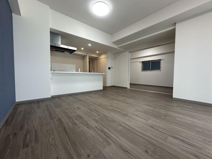 大阪府大阪市中央区淡路町1(マンション)の賃貸物件の居間