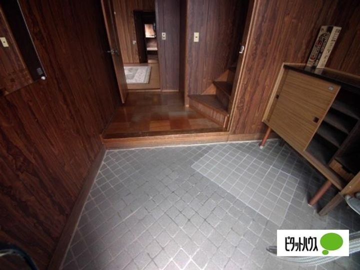 北海道厚岸郡厚岸町奔渡2(一戸建)の賃貸物件の玄関