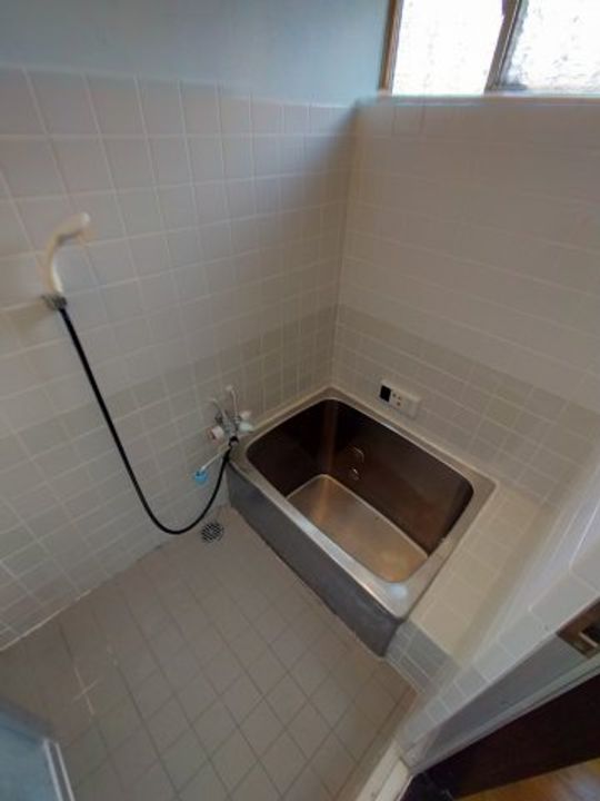 大阪府東大阪市六万寺町1(一戸建)の賃貸物件の風呂