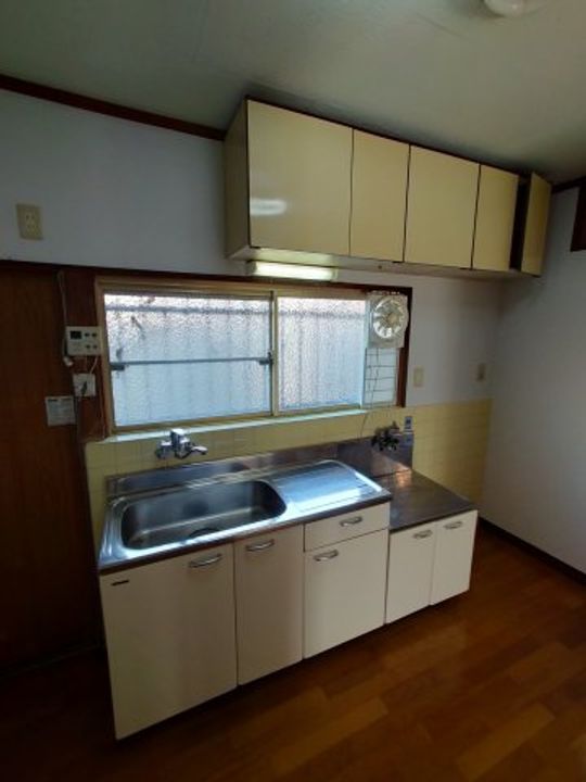 大阪府東大阪市六万寺町1(一戸建)の賃貸物件のキッチン