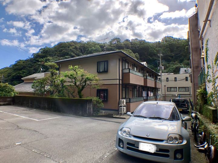 テラスハウス城山の外観