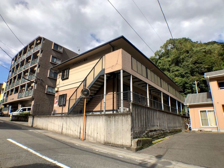 テラスハウス城山の外観