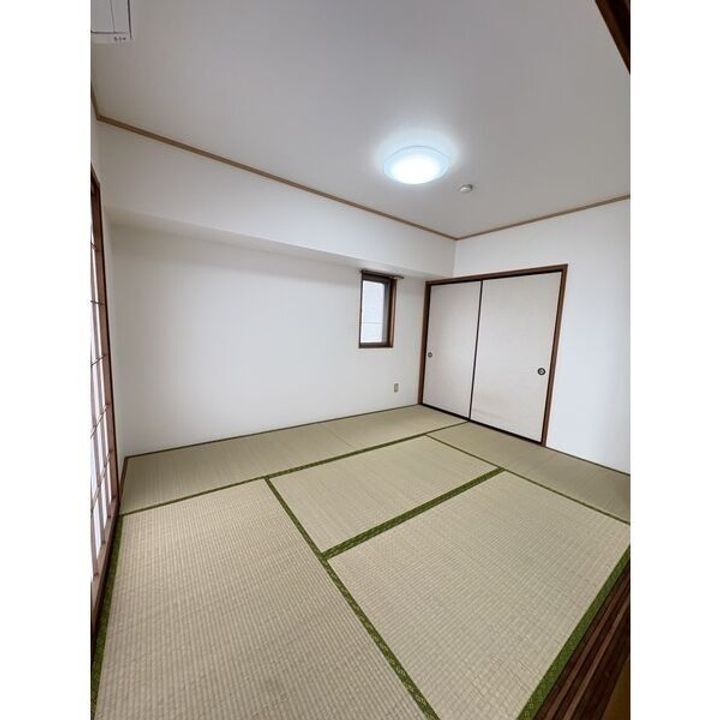 愛知県北名古屋市鹿田(マンション)の賃貸物件の居間