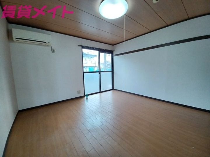 ハイム江戸橋の居間