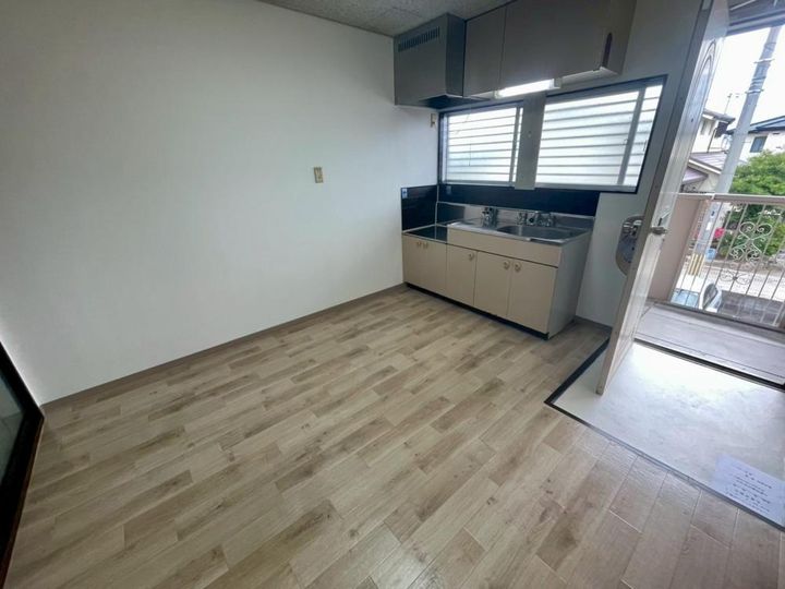 大阪府松原市新堂3(アパート)の賃貸物件の居間