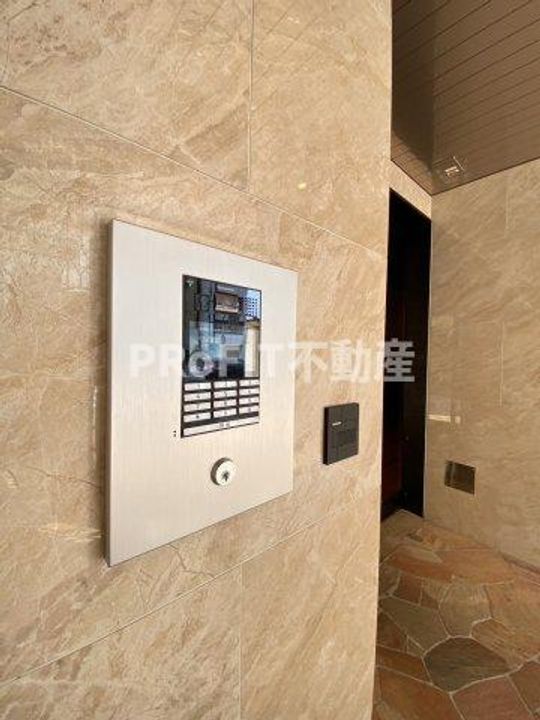 大阪府大阪市浪速区恵美須西1の賃貸マンションの内装