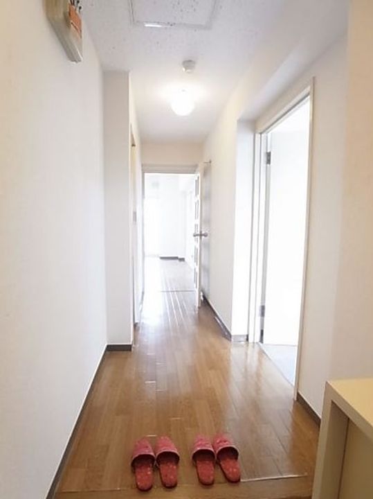 北海道札幌市中央区南十七条西8(マンション)の賃貸物件の玄関