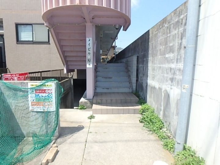 メイビル・厚木の地図