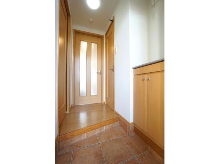 静岡県浜松市中央区山下町(マンション)の賃貸物件の玄関