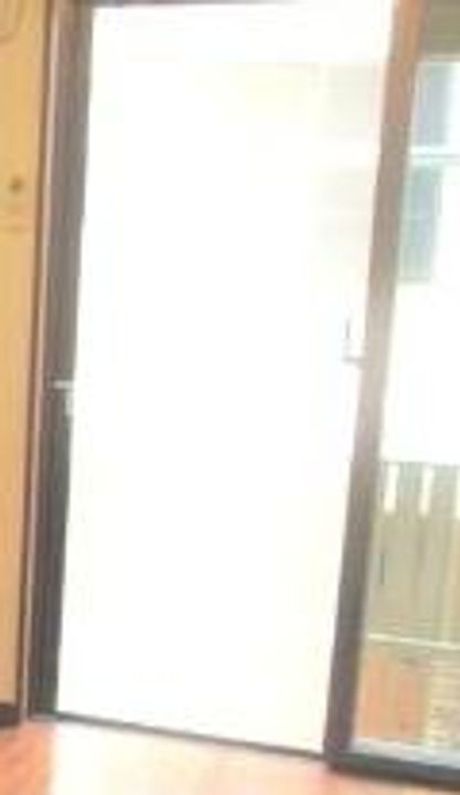 ひばりひるずの内装