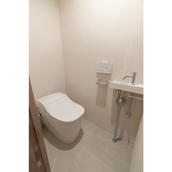 FULL HOUSE GAKUGEI DAIGAKUの内装