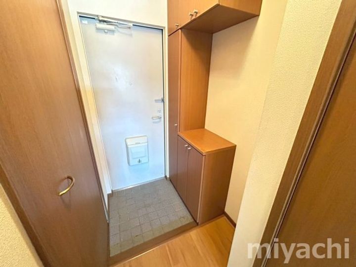 プライム21の玄関